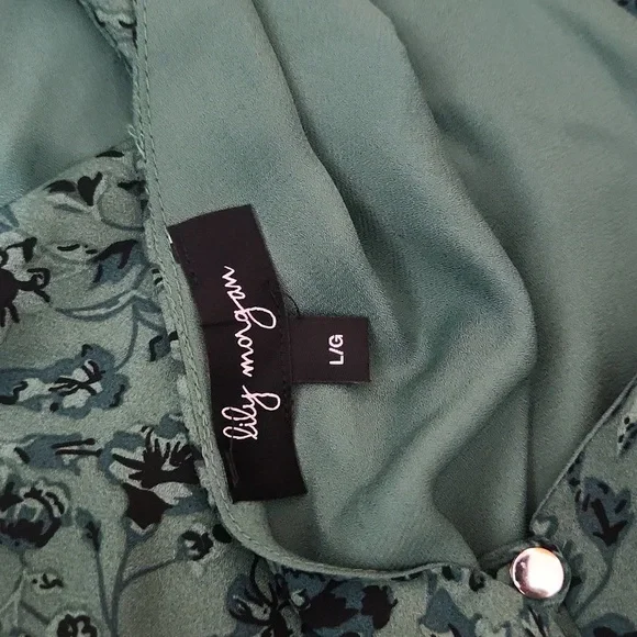 Top - Picture 3 of 3